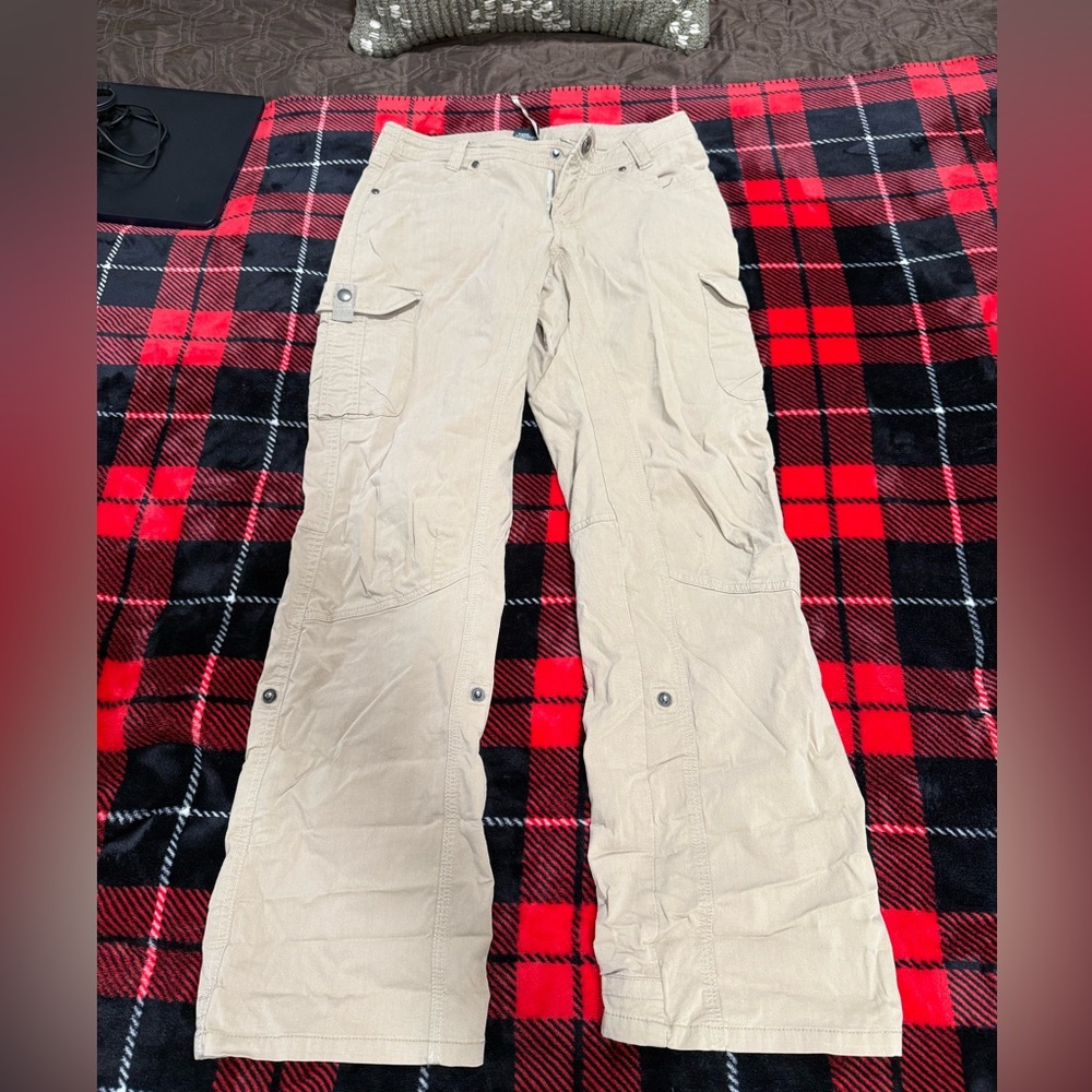 KUHL Freeflex Roll Up Pants Womens 4 Reg Beige Relaxed Fit Hiking Cargo Utility